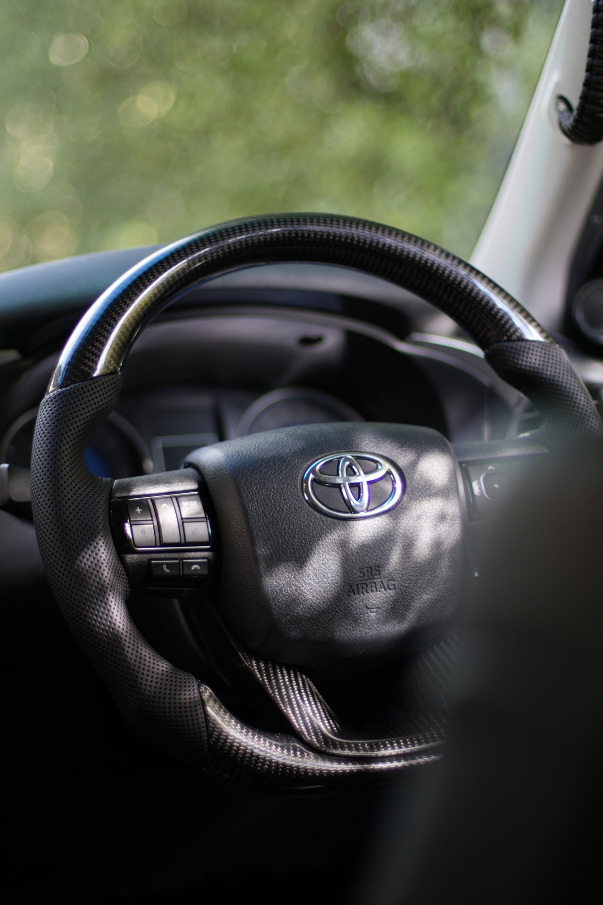 Carbon Fibre Steering Wheel Upgrade For Toyota Hilux N80
